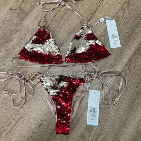 Beach Bunny Other - Beach Bunny Siren Song Triangle bathing suit NWT